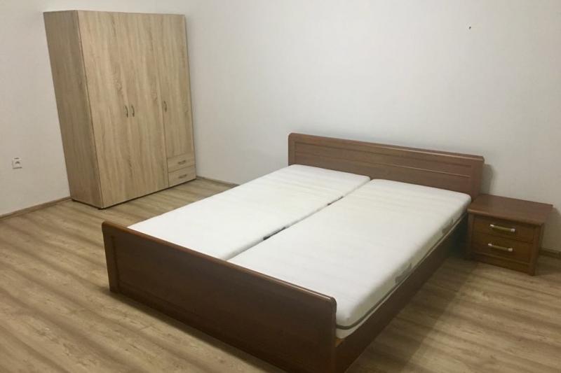 Prenájom samostatnej nepriechodnej izby 19m2 - Dlhé diely