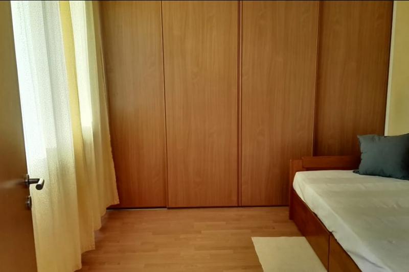 Ponúkam izbu